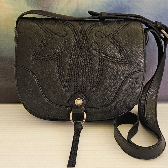 FRYE Black Pebble Saddle Crossbody Bag NWT - Picture 16 of 16
